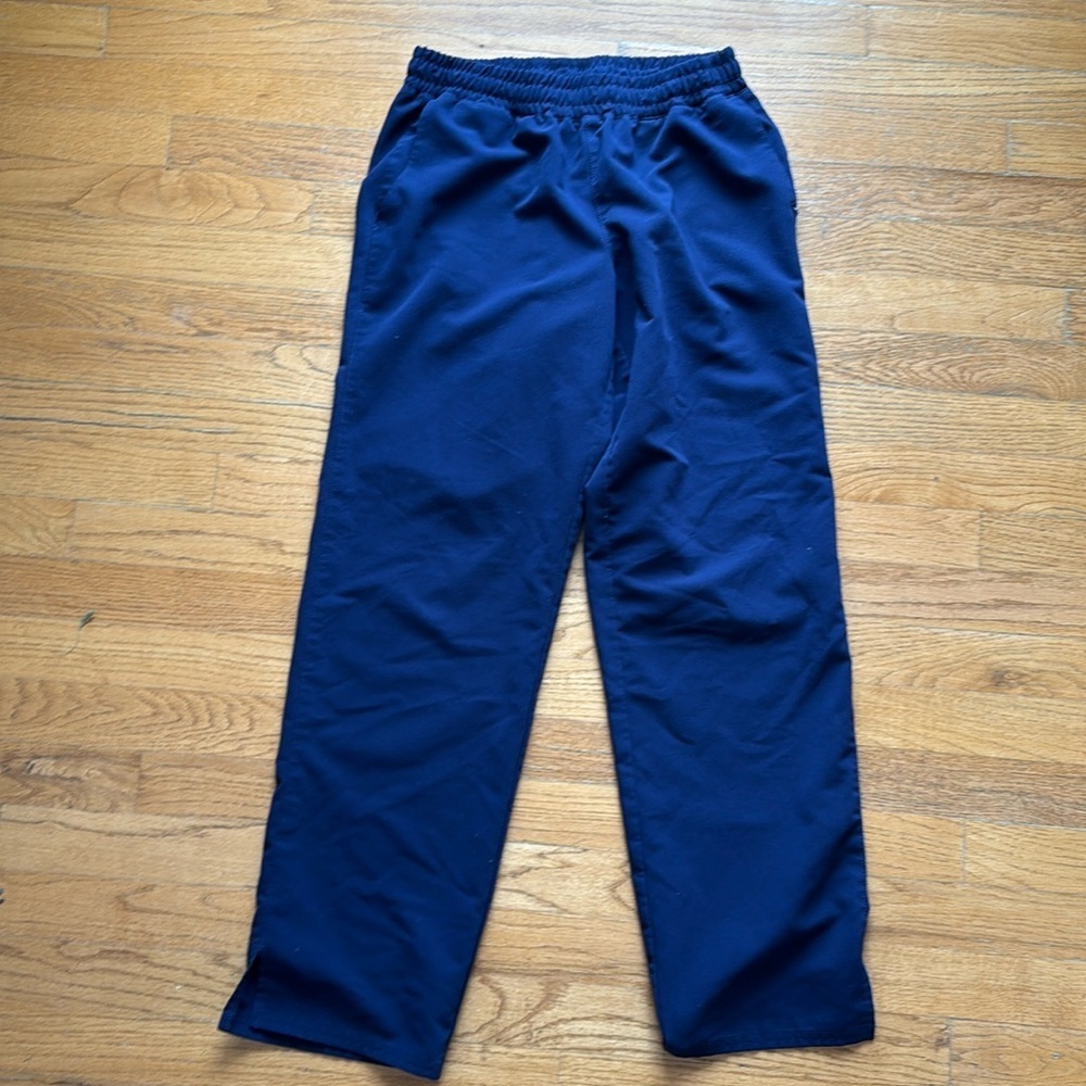 Jaanuu navy blue straight leg scrub pants size small